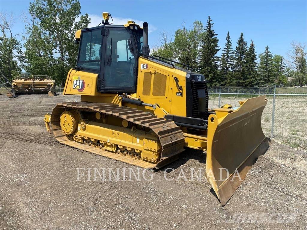 CAT D4-16 Buldooserid