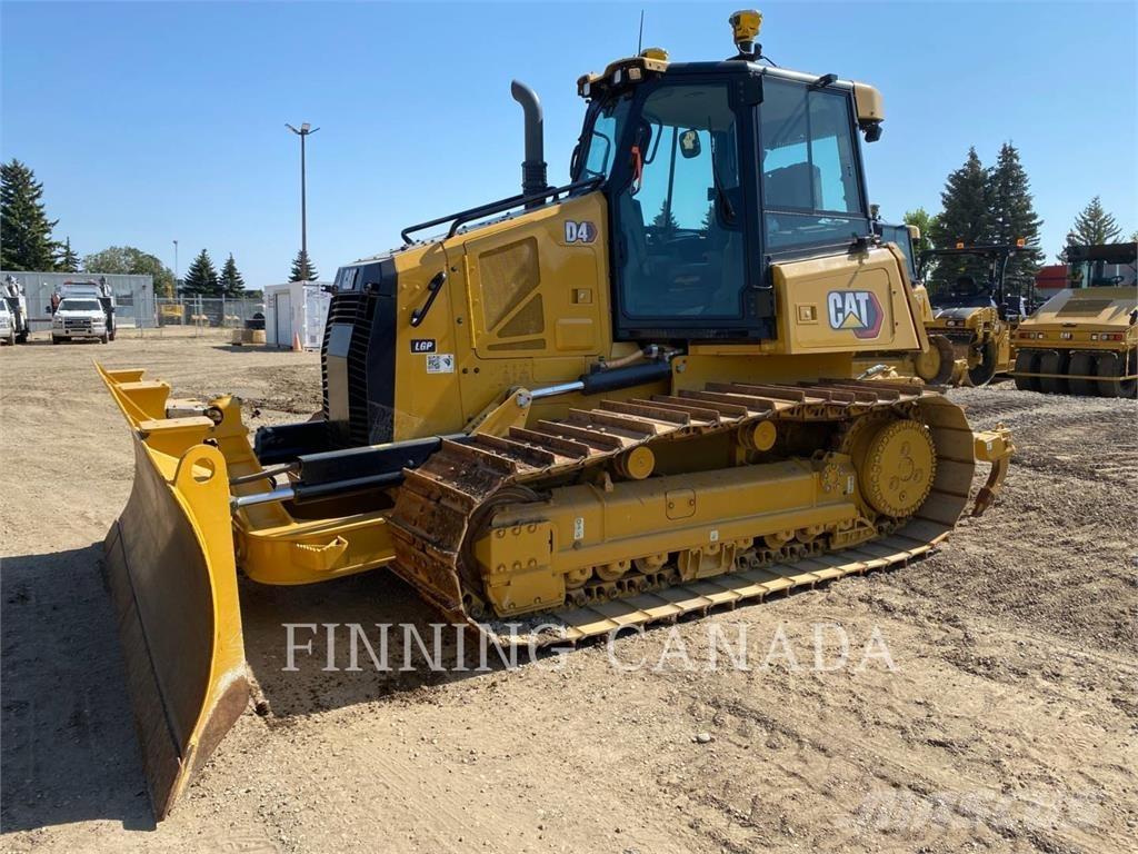 CAT D4-16 Buldooserid