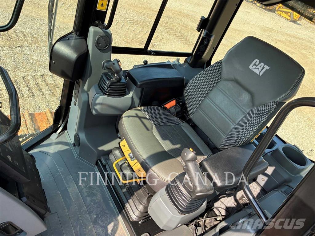 CAT D4-16 Buldooserid