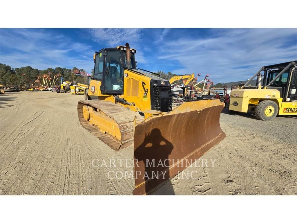 CAT D4-16 VP Buldooserid