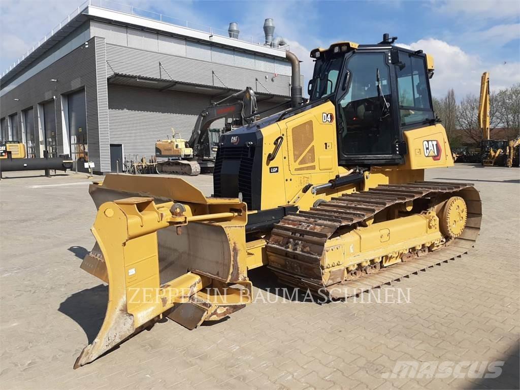 CAT D4-16A Buldooserid