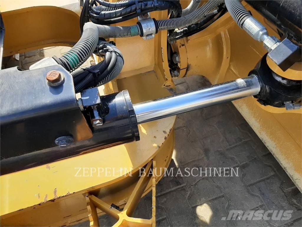 CAT D4-16A Buldooserid