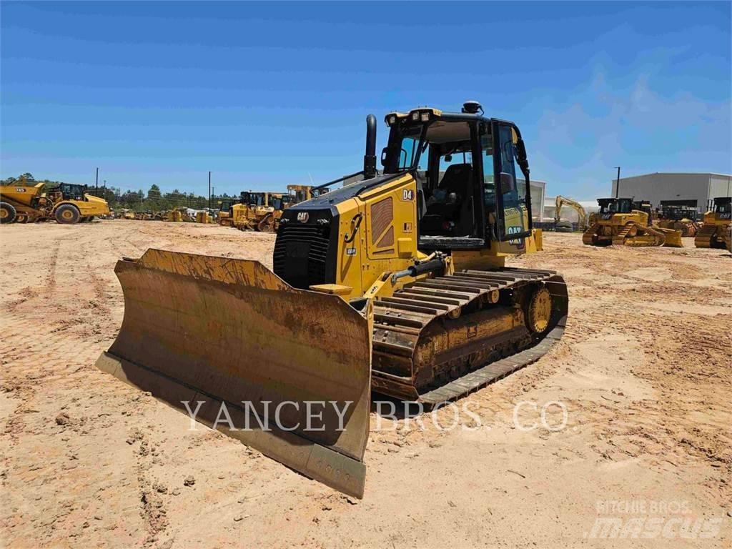 CAT D4 LGP Buldooserid