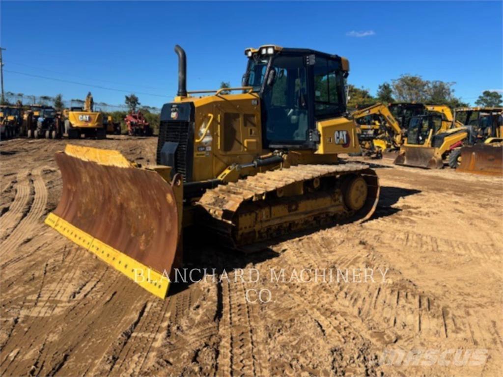 CAT D4 LGP Buldooserid