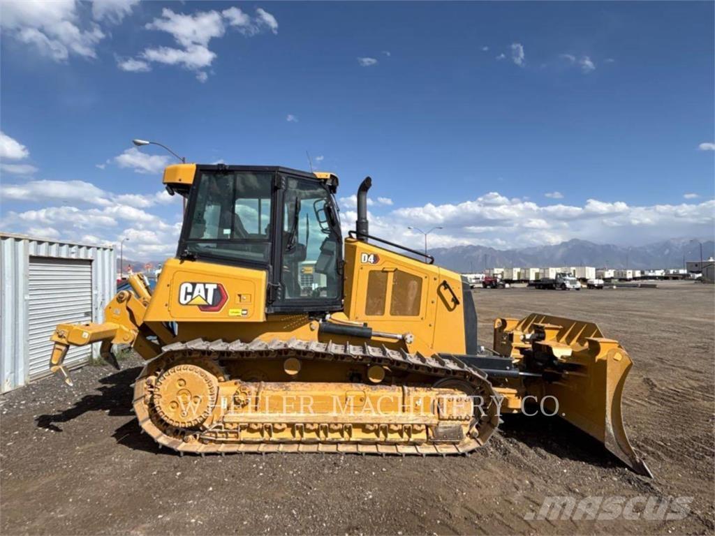 CAT D4 XL Buldooserid