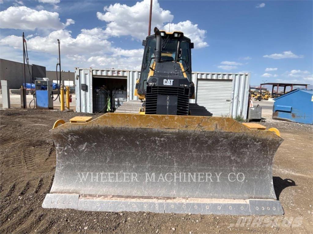 CAT D4 XL Buldooserid