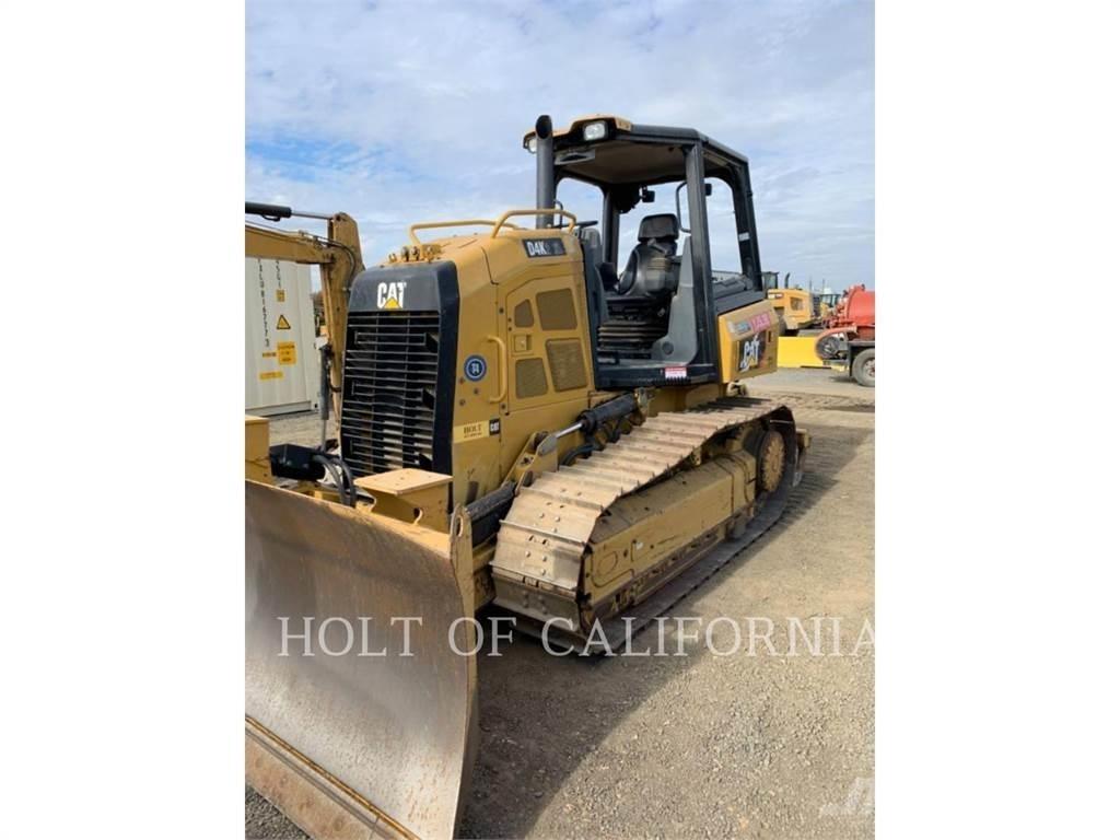 CAT D4K2 Buldooserid