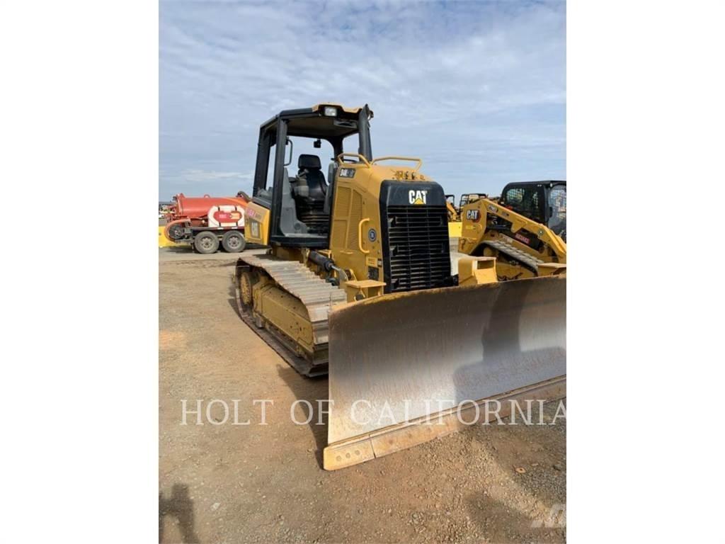 CAT D4K2 Buldooserid