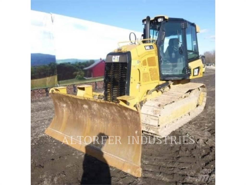 CAT D4K2 XL Buldooserid