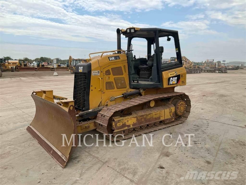 CAT D4K2X Z2 Buldooserid