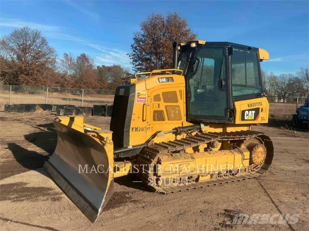 CAT D4K2XL Buldooserid