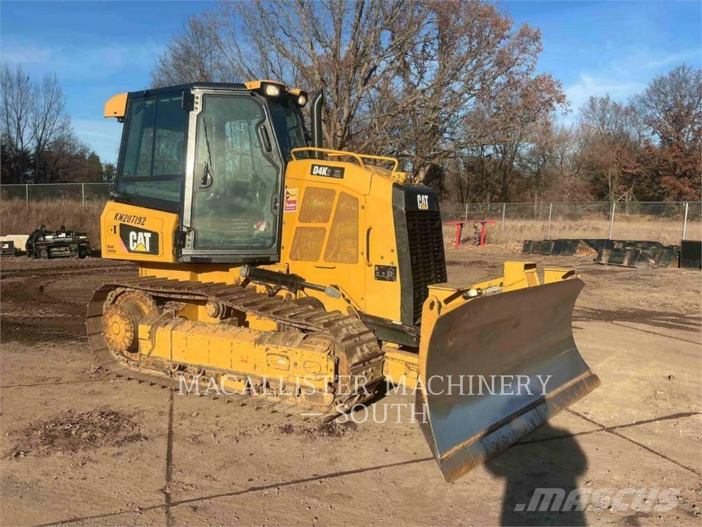 CAT D4K2XL Buldooserid