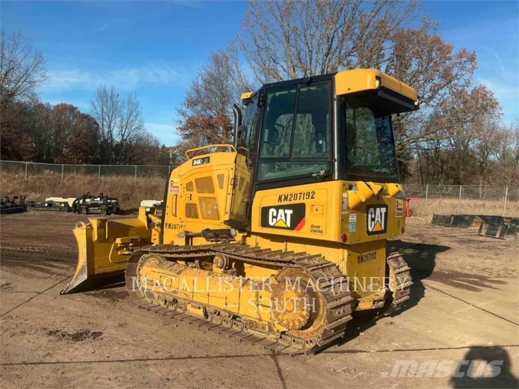 CAT D4K2XL Buldooserid