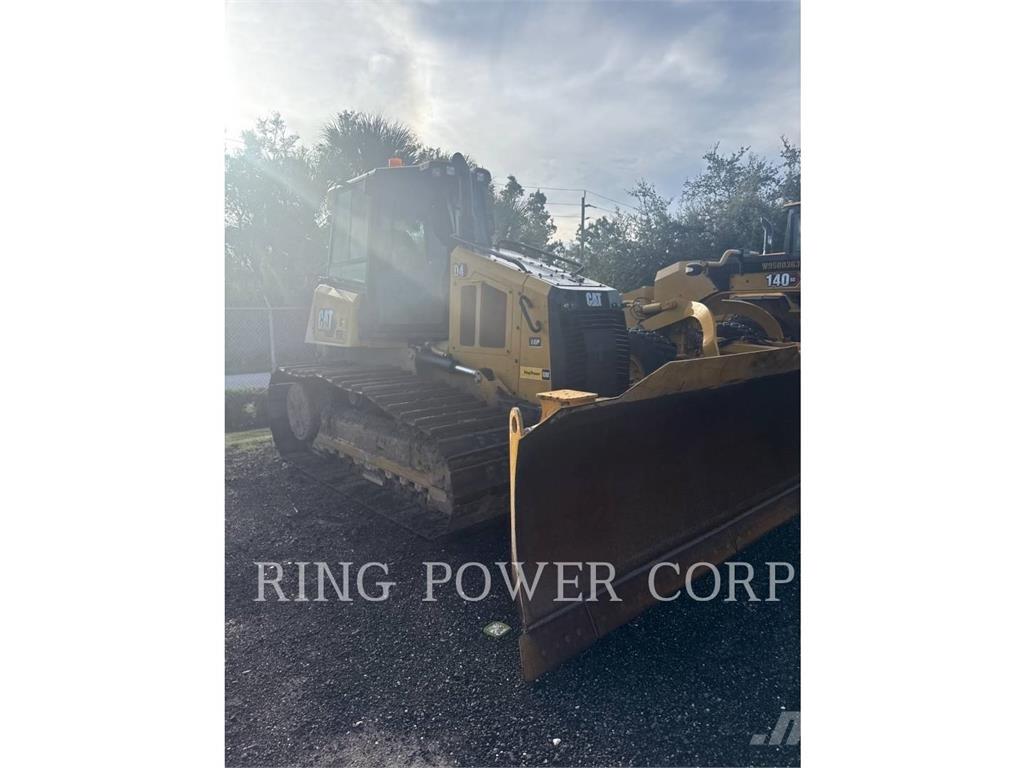 CAT D4VP Buldooserid