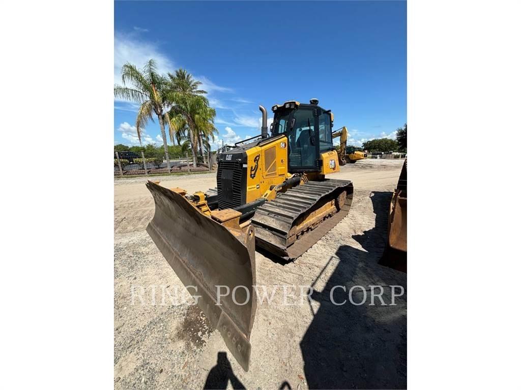 CAT D4VPEW Buldooserid