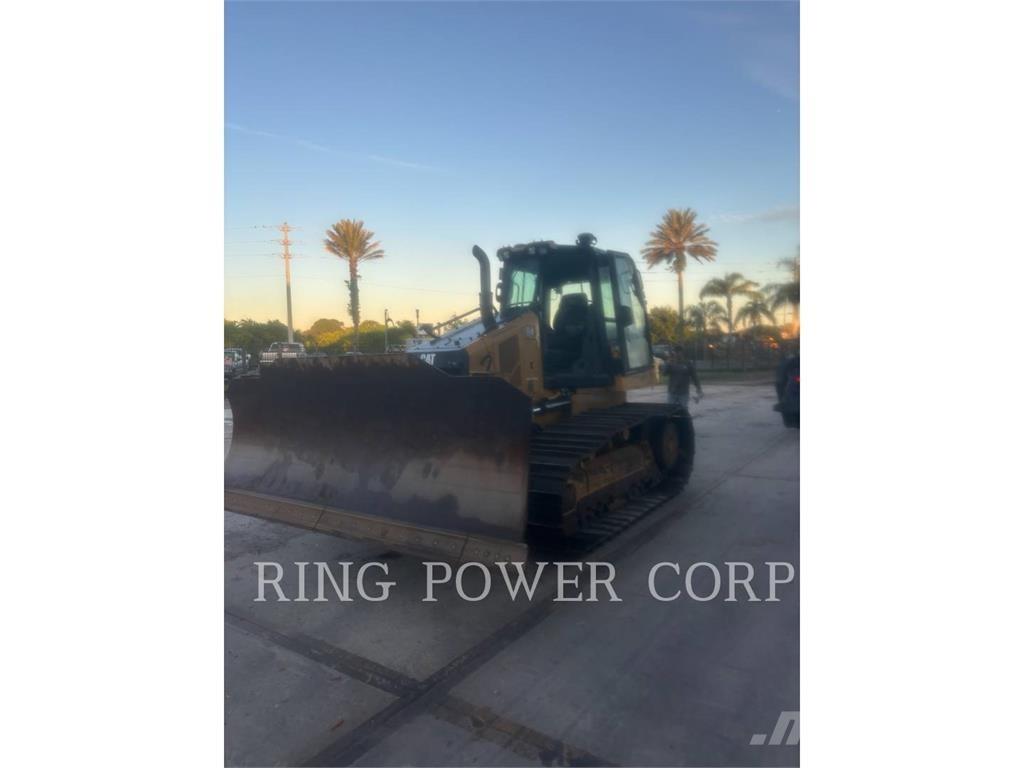 CAT D4VPEW Buldooserid