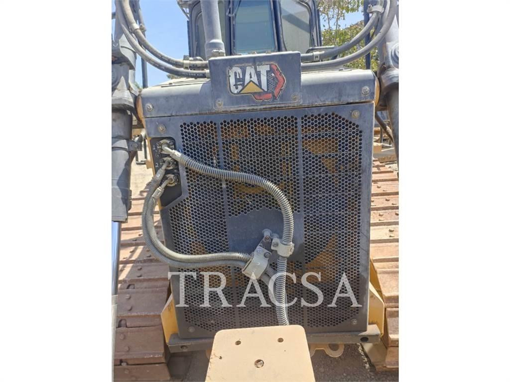 CAT D5 Buldooserid