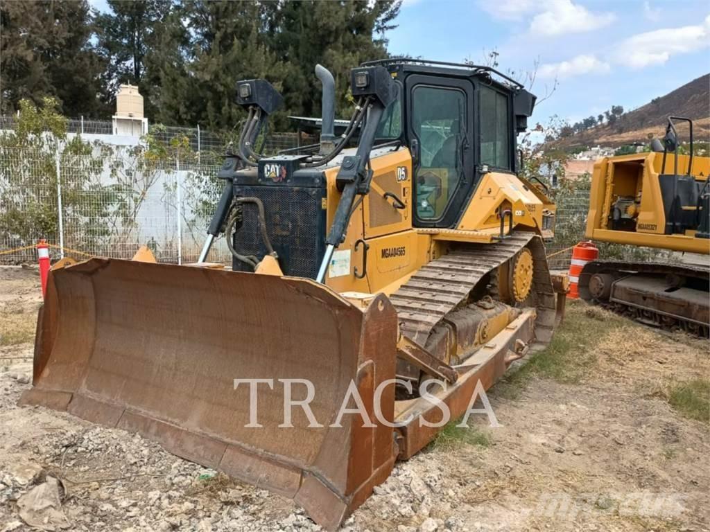 CAT D5 Buldooserid