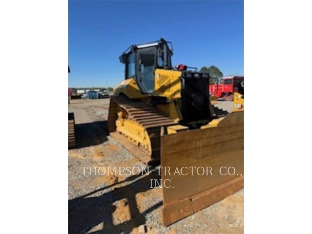CAT D5 Buldooserid