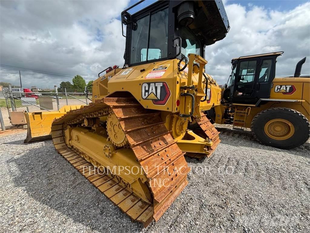 CAT D5 Buldooserid