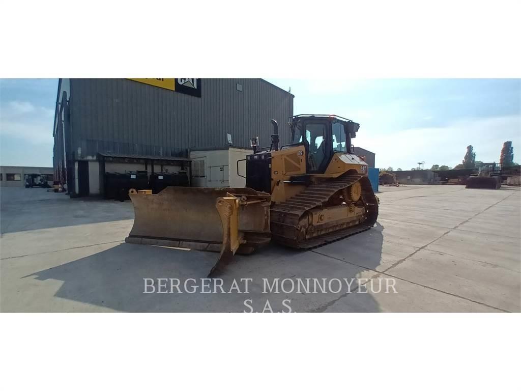 CAT D5 Buldooserid