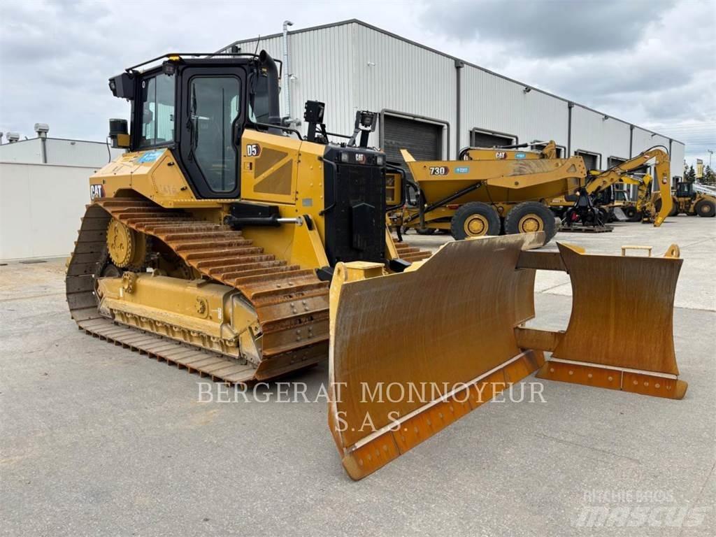 CAT D5 Buldooserid