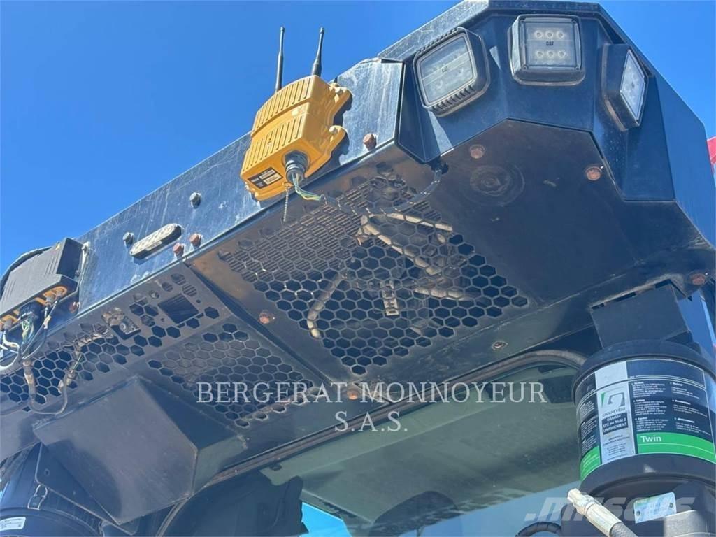 CAT D5 Buldooserid