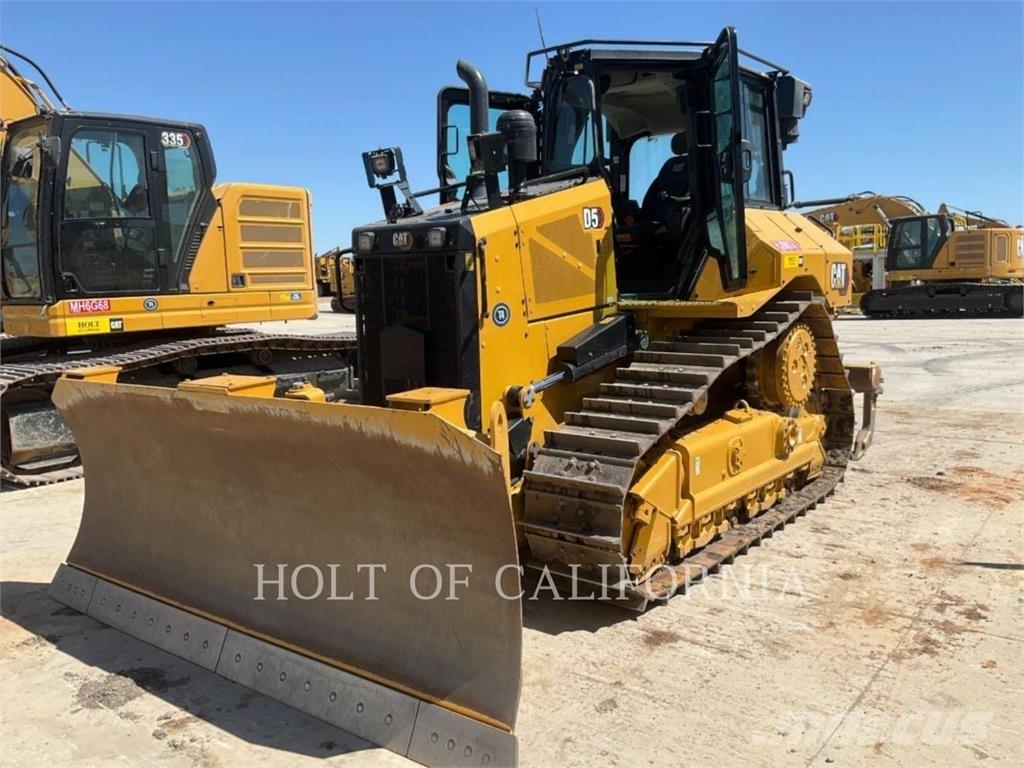 CAT D5 Buldooserid