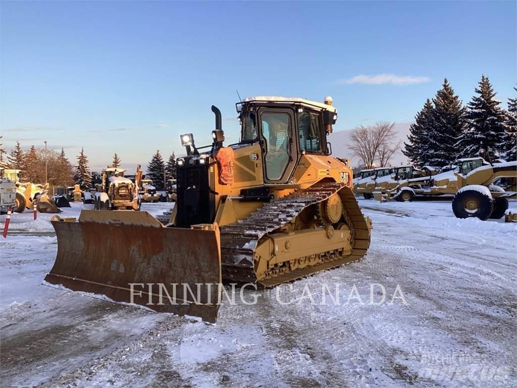 CAT D5-17 Buldooserid