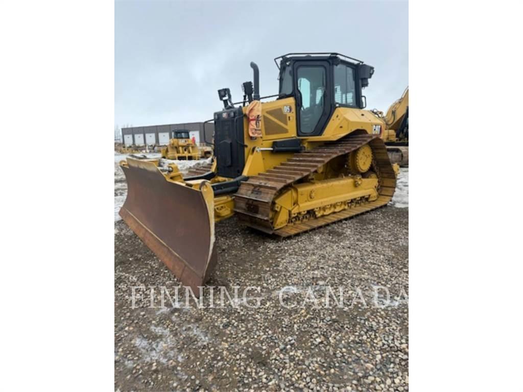 CAT D5-17 Buldooserid