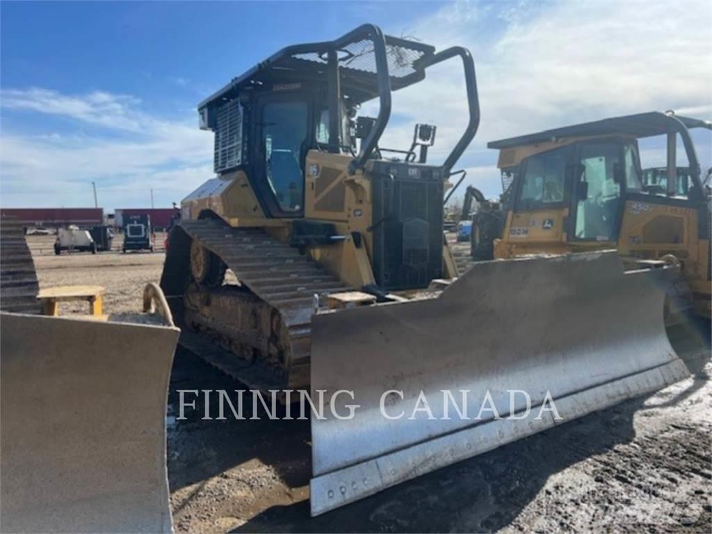 CAT D5-17 Buldooserid