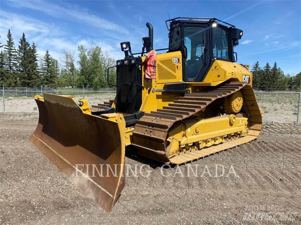 CAT D5-17 Buldooserid