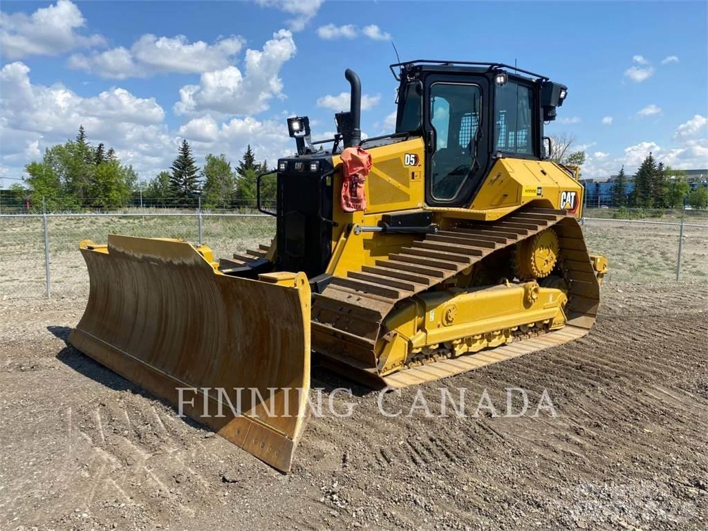 CAT D5-17 Buldooserid