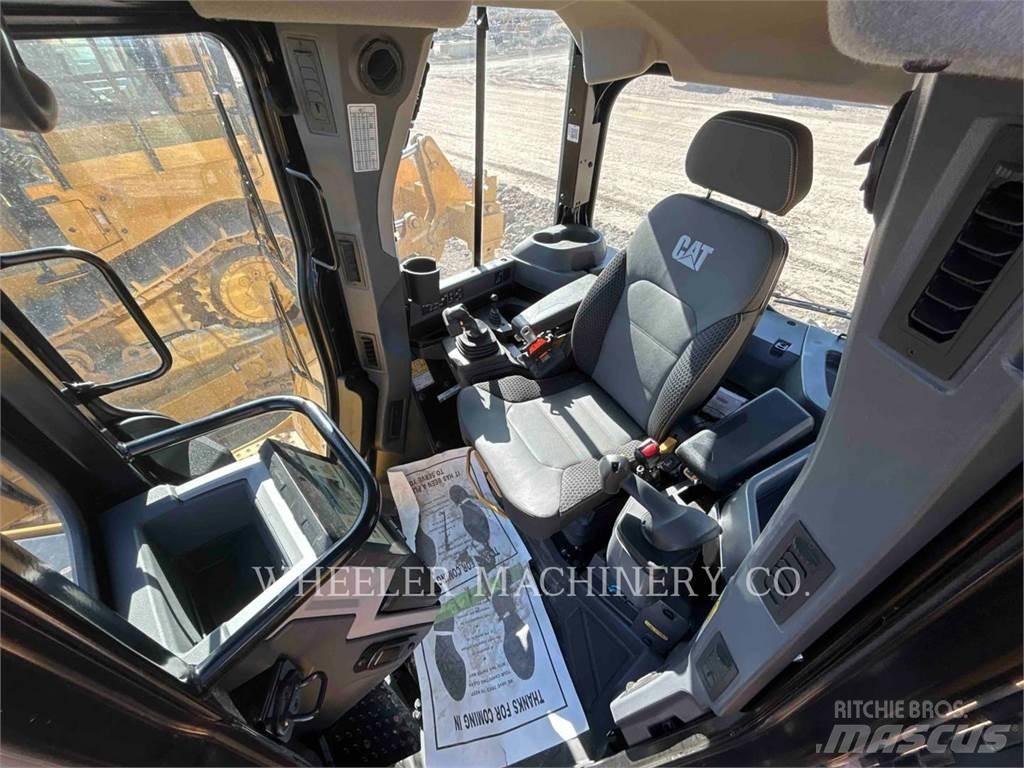 CAT D5-17 XL Buldooserid