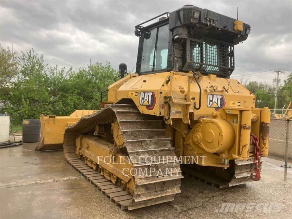 CAT D5-17LGVI Buldooserid