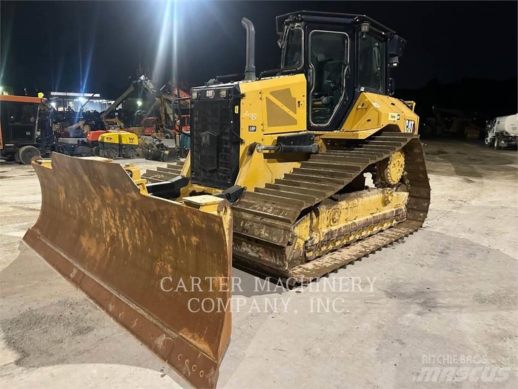 CAT D5-17VP Buldooserid