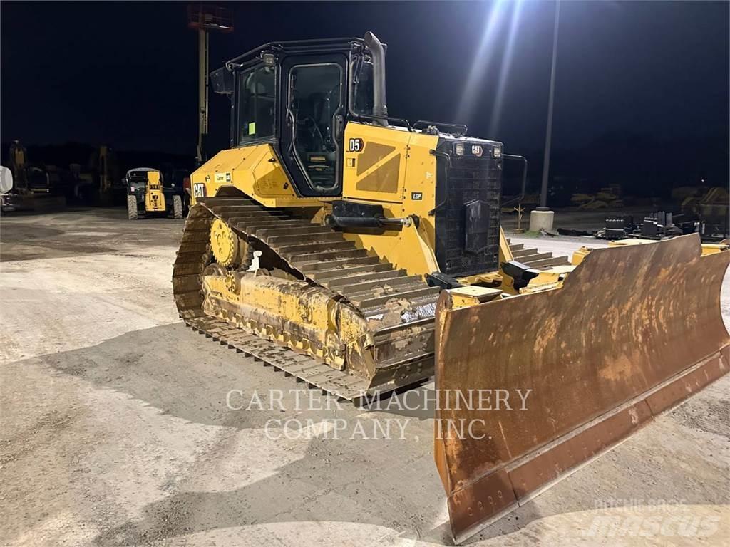 CAT D5-17VP Buldooserid