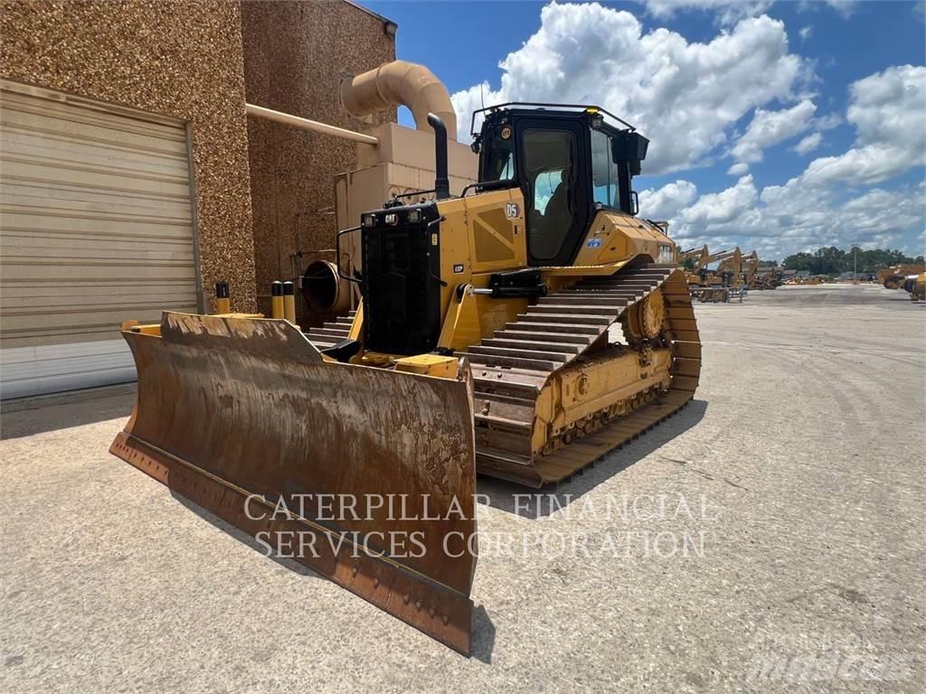 CAT D5-17VP Buldooserid