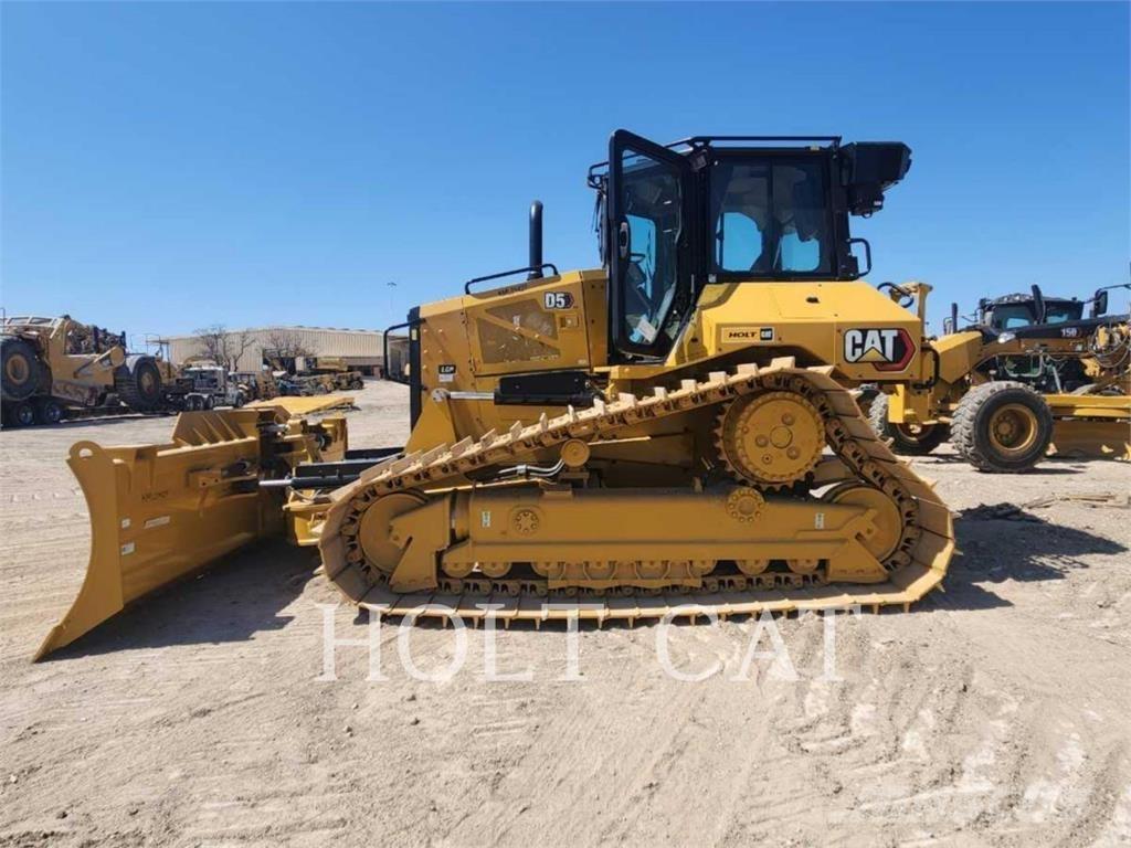 CAT D5-17VP Buldooserid