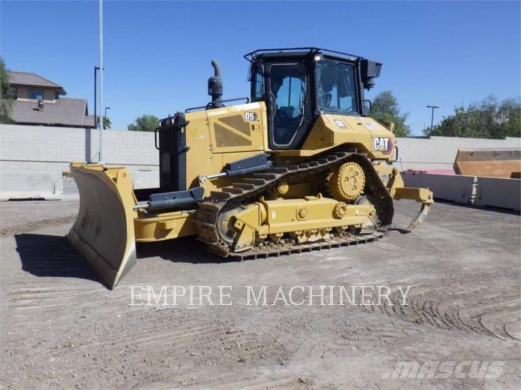 CAT D5-17VP T1 Buldooserid