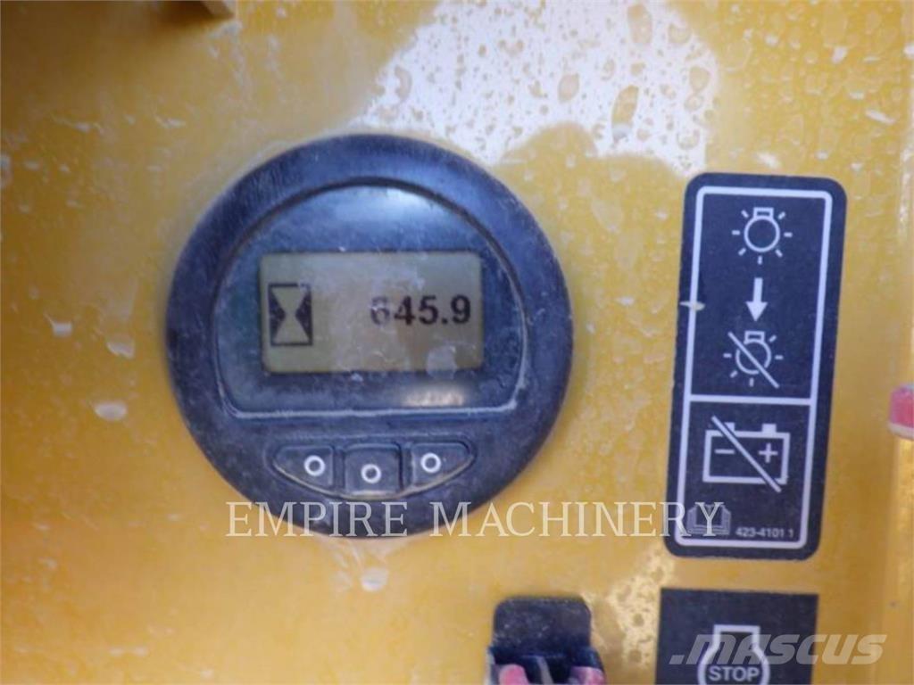 CAT D5-17VP T1 Buldooserid