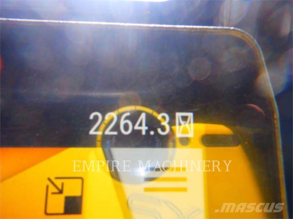 CAT D5-17VPWHA Buldooserid