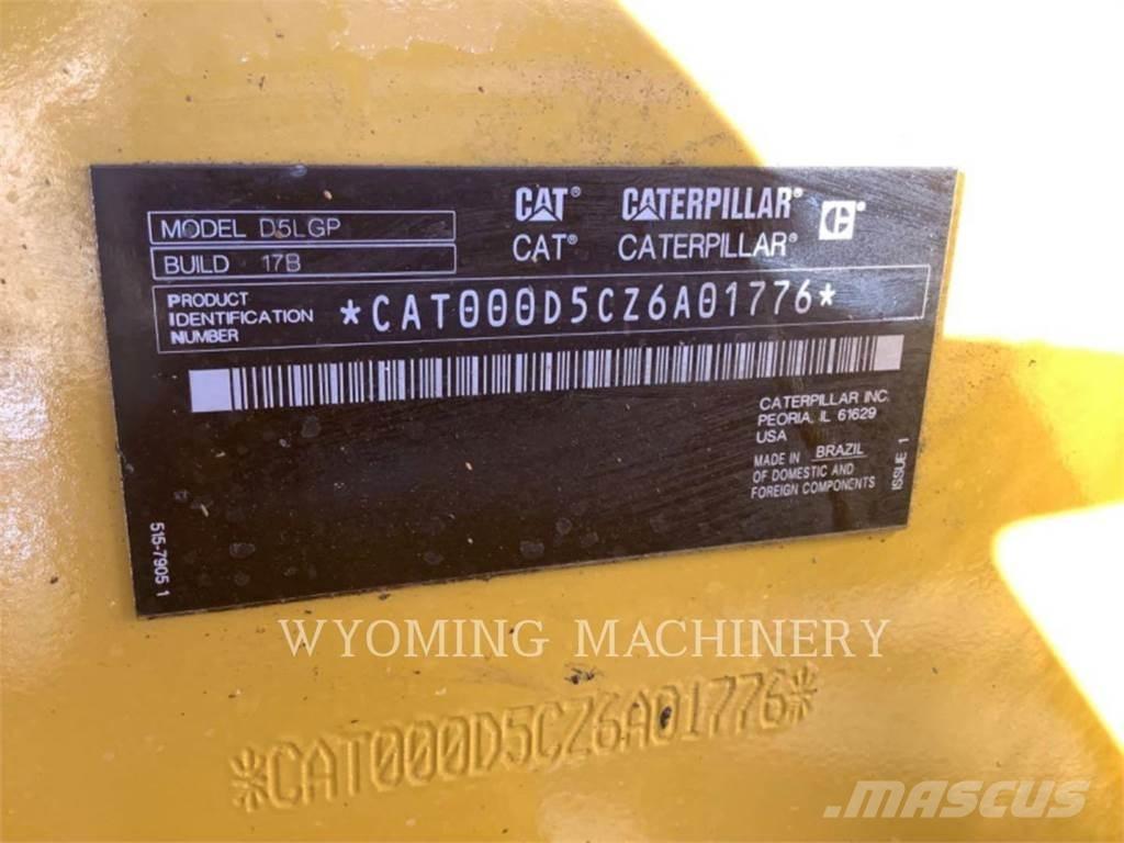 CAT D5 LGP Buldooserid