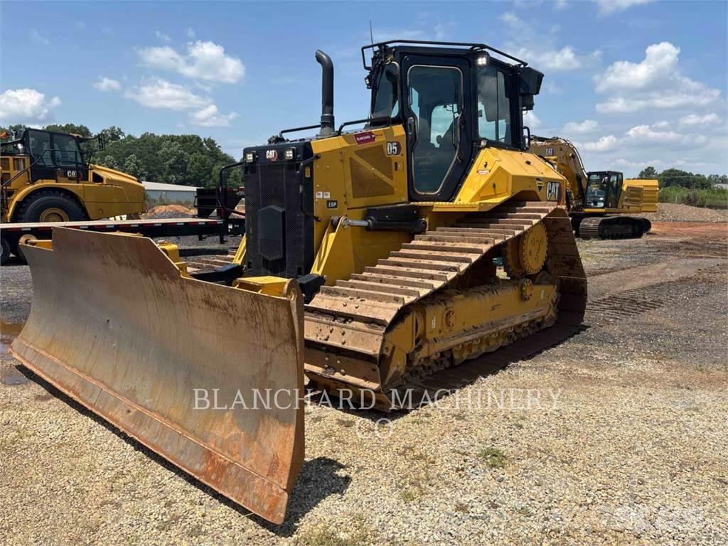 CAT D5 LGP Buldooserid