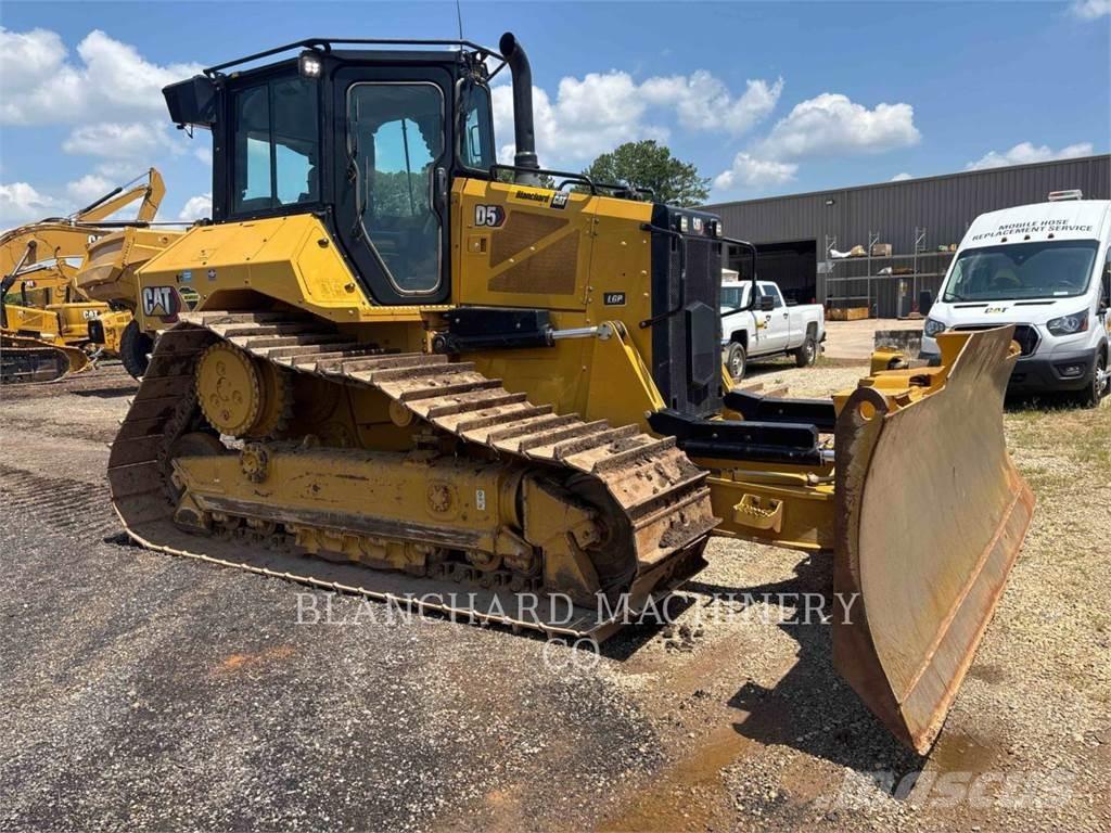 CAT D5 LGP Buldooserid