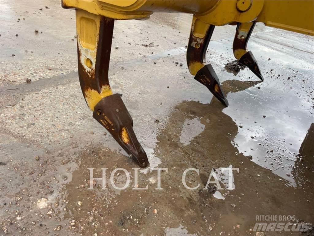 CAT D5 LGPVP3 Buldooserid