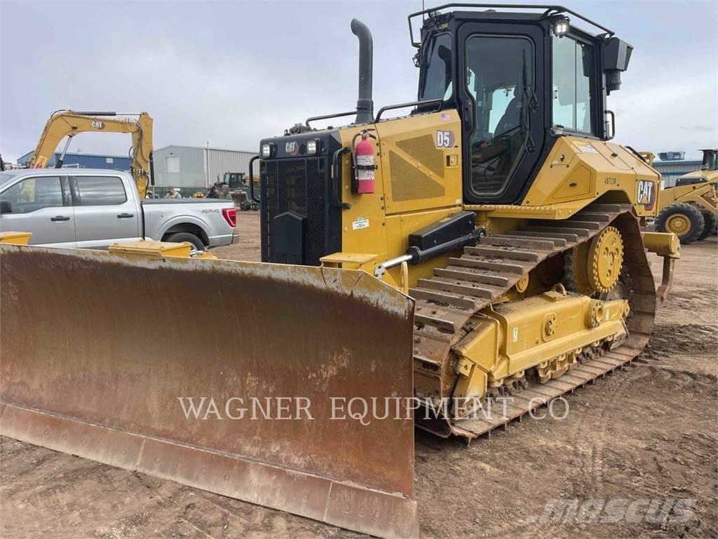 CAT D5 VP Buldooserid