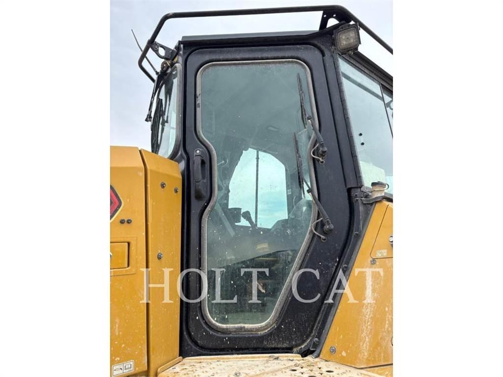 CAT D5 VP Buldooserid