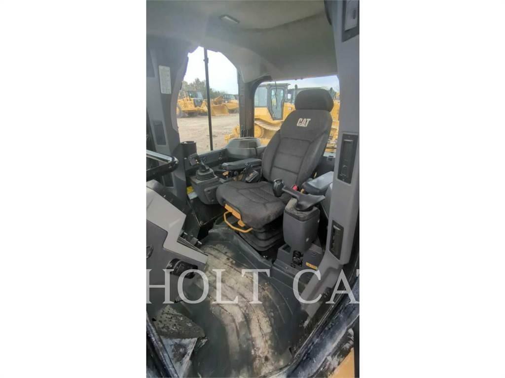 CAT D5 VP Buldooserid
