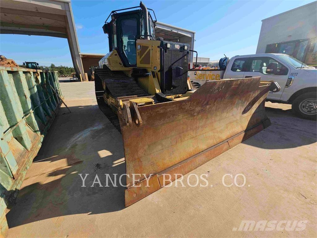 CAT D517VP Buldooserid